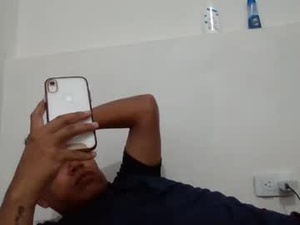 Screenshot from squard_bandidos webcams