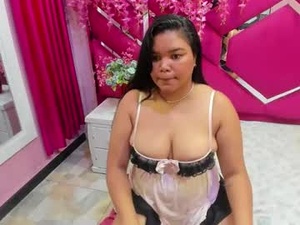 Screenshot from stefania_miller webcams