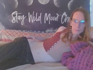 Screenshot from stray_dandelion webcams