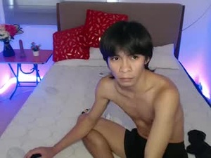 Screenshot from sultry_charls webcams