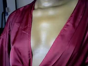 Screenshot from sultryaura webcams