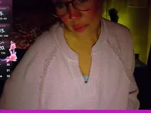 Screenshot from sweeetttea webcams