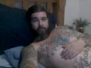 Screenshot from sweetausboy webcams