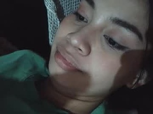 Screenshot from sweetiecum_tina webcams