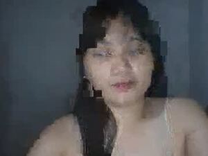 Screenshot from sweetiekeipie2025 webcams