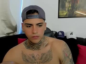 Screenshot from sweetlatinoboy webcams