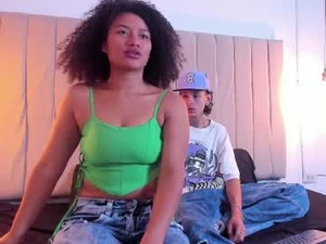 Screenshot from swet_hearts webcams