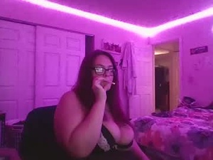Screenshot from switchbabe27 webcams