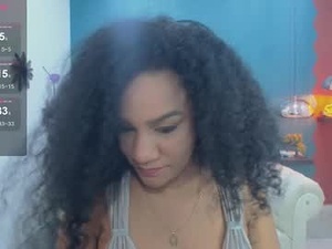 Screenshot from tanisha_curly_ webcams
