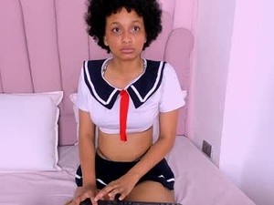 Screenshot from tayla_johnson webcams