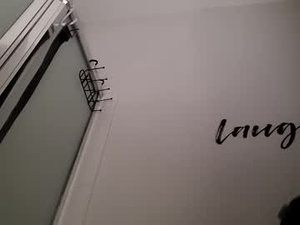 Screenshot from tboy833 webcams