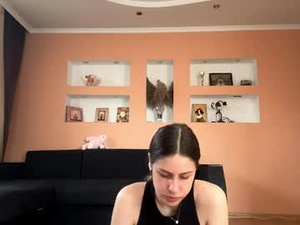 Screenshot from temikavoltaire webcams