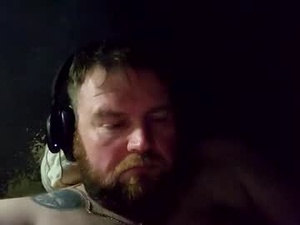 Screenshot from thedirtyhurta webcams