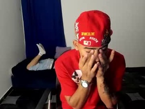 Screenshot from thejoker_master222 webcams