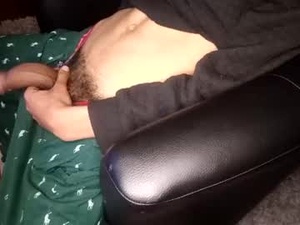 Screenshot from thekingoftokens8 webcams