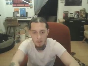 Screenshot from theshowercock webcams