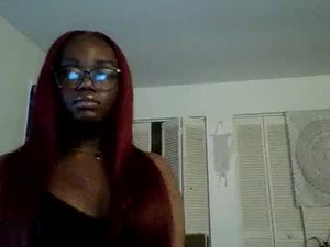 Screenshot from thetsbarbieee webcams