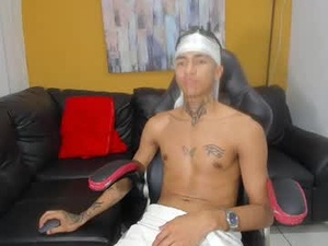 Screenshot from thiago_baby_19 webcams