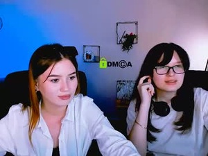 Screenshot from tina_blade_ webcams