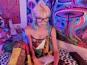 Screenshot from tinaroberts19 webcams