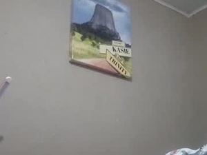 Screenshot from tlessa86 webcams