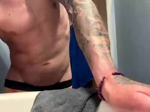 Screenshot from toightfit webcams