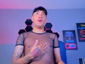 Screenshot from tommy_blue_ webcams