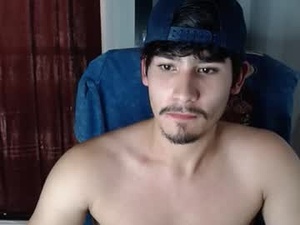 Screenshot from tommycutee21 webcams