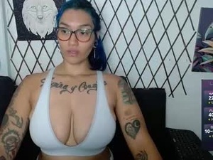 Screenshot from toothyy webcams