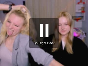 Screenshot from trixy_melison webcams