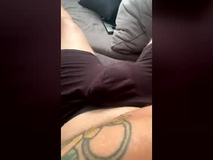 Screenshot from trooniix webcams