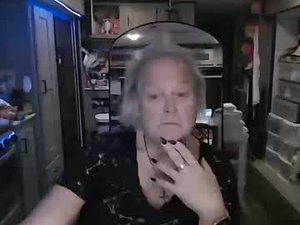 Screenshot from ts_evangeline webcams