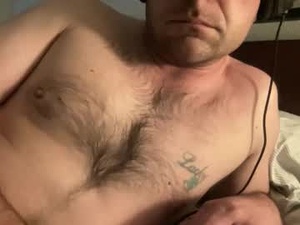 Screenshot from tyler_343422 webcams