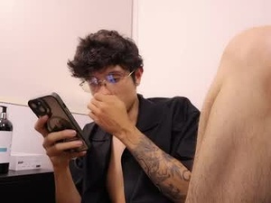 Screenshot from tyler_blade webcams