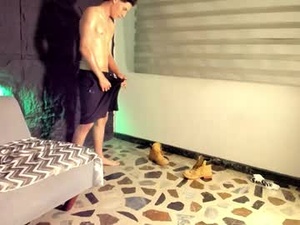 Screenshot from tylerdlucca webcams