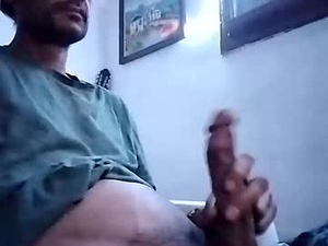 Screenshot from umzukaumtuga webcams