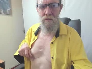 Screenshot from uncle_hottiecb webcams