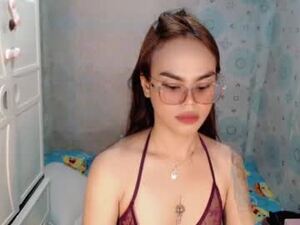 Screenshot from unholly_angel02xxx webcams