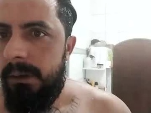 Screenshot from unholow webcams