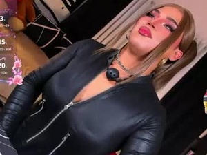 Screenshot from urdreamgoddesxoxo webcams