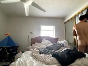 Screenshot from urfavoritemember webcams