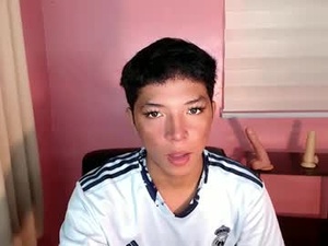 Screenshot from urhotethanxx webcams