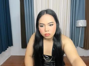 Screenshot from urhotladyboy_amari webcams