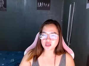 Screenshot from urpinay_keanaxxx webcams