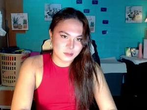 Screenshot from urunexpensivecamilla webcams