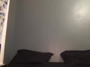 Screenshot from urwildestdream666 webcams
