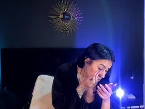 Screenshot from vaelina_ webcams