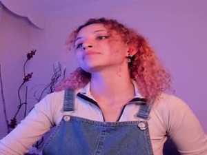 Screenshot from valent_27 webcams
