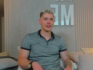 Screenshot from valentino_ferrari28 webcams