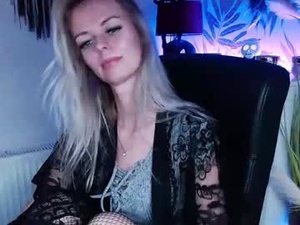 Screenshot from valerieluvsugar webcams